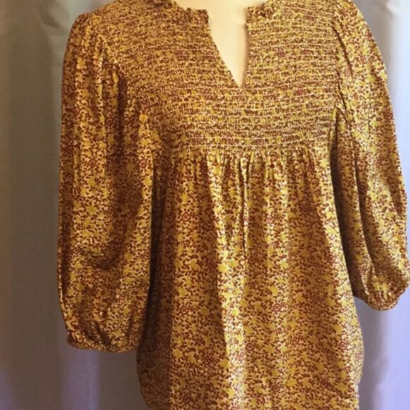 NWOT peasant style top in large by UNIVERSAL THREADS - Picture 3 of 12